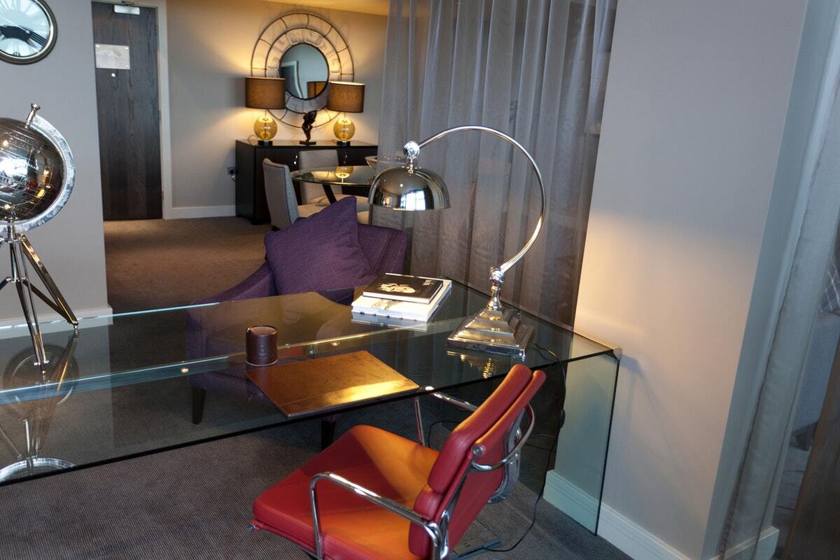 Brooklands Hotel & Spa Weybridge Rum bild