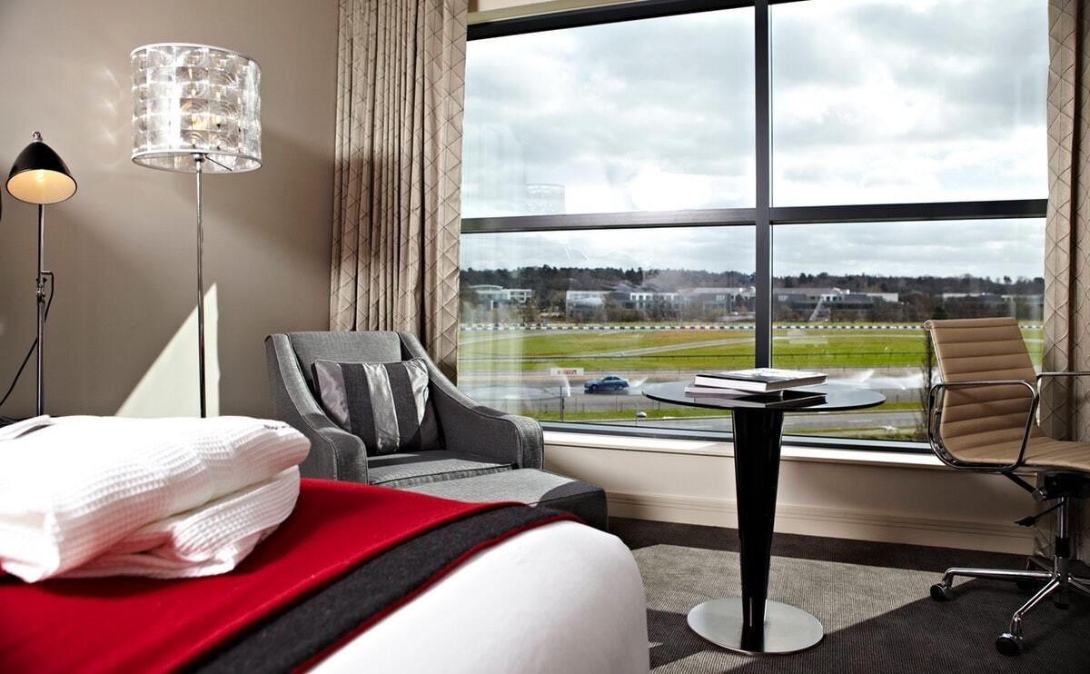Brooklands Hotel & Spa Weybridge Rum bild